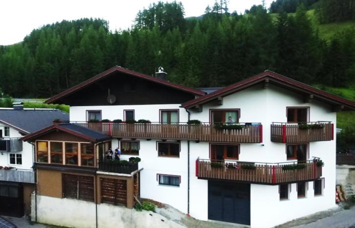 Pension Sonnleitner Heiligenblut Extérieur photo